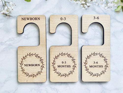 Baby Wardrobe Dividers, Floral Wreath, Scandi Clothes Dividers, Organisation, Baby Shower Gift, New Baby Present, Cute Wooden Nursery Decor