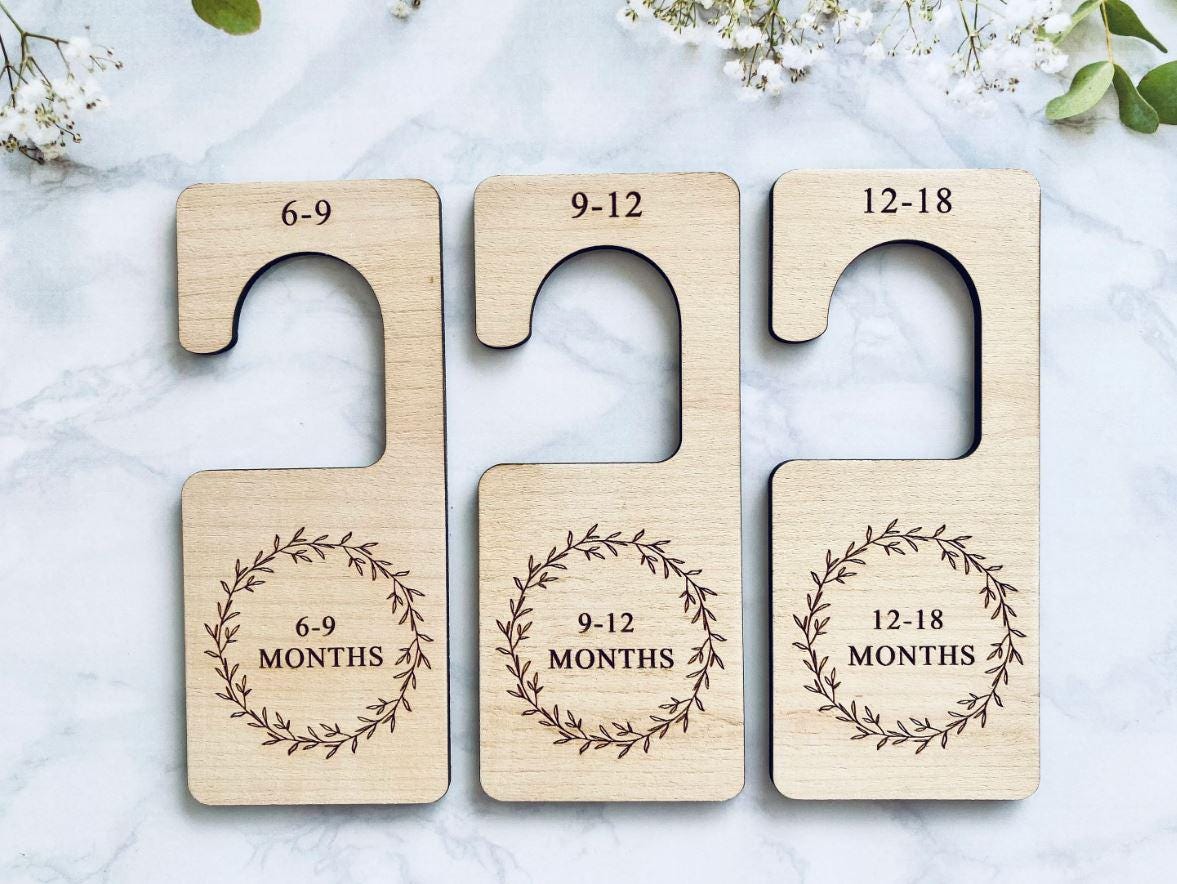Baby Wardrobe Dividers, Floral Wreath, Scandi Clothes Dividers, Organisation, Baby Shower Gift, New Baby Present, Cute Wooden Nursery Decor