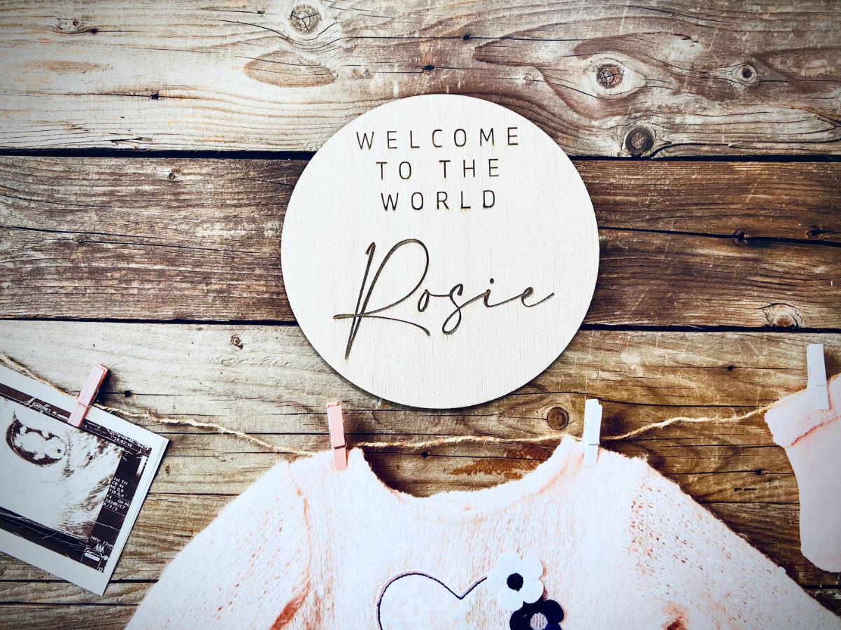 Personalised Baby Name Disc, Birth Announcement Disc Plaque, Engraved Baby Name Photo Prop, Wooden Birth Gift, Hello My Name Is Sign