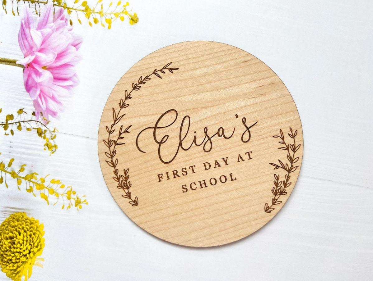 Personalised wooden First Day of starting School, Reception, Primary, Photo Prop Disc: Keepsake First Day Of School Plaque, Keepsake Gift