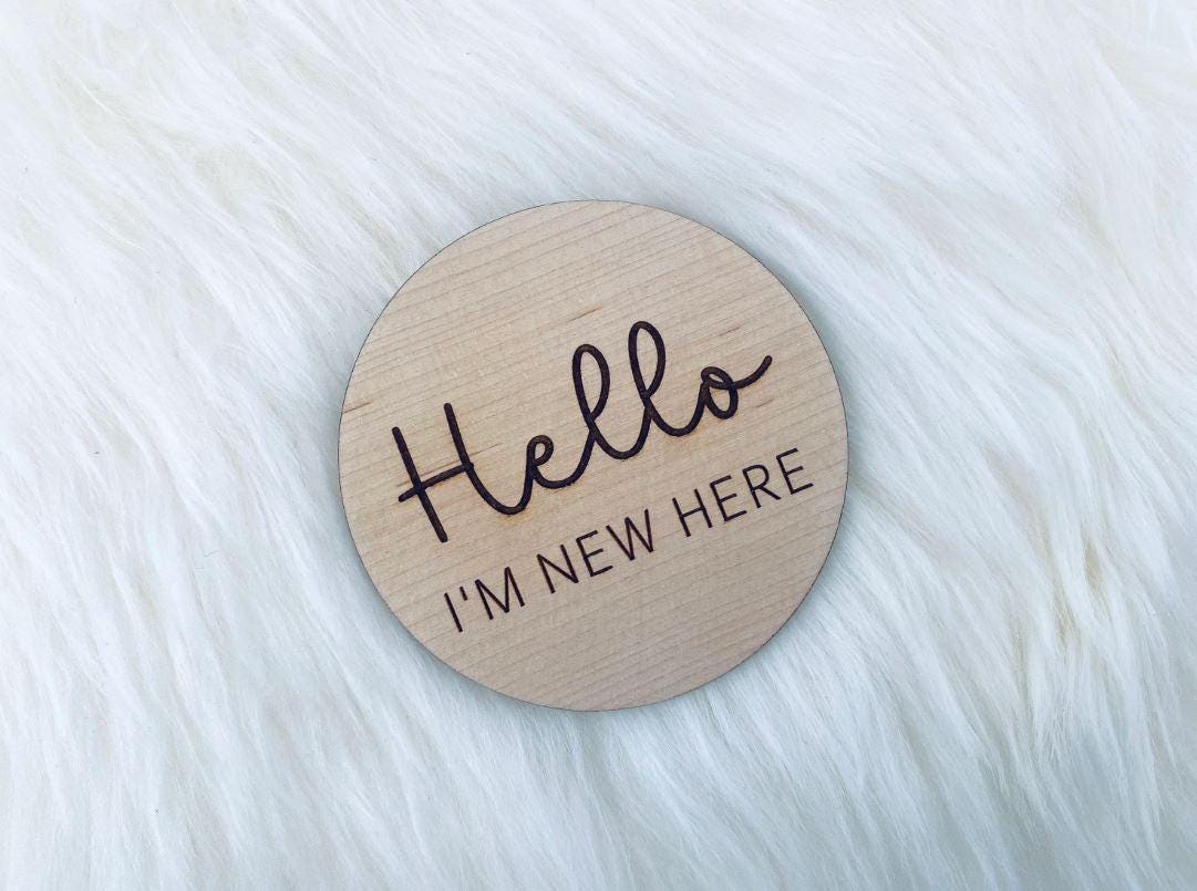 New Baby present, Personalised Arrival Sign, Hello World Wooden Engraved Birth Announcement Disc, Social Media Photo Prop plaque