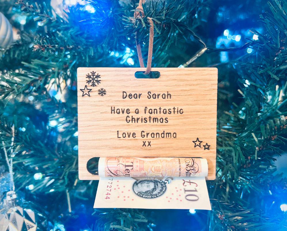 Personalised money holder wooden engraved , Christmas Gift, Money Envelope, Christmas Bauble, sustainable Decoration, Xmas Present