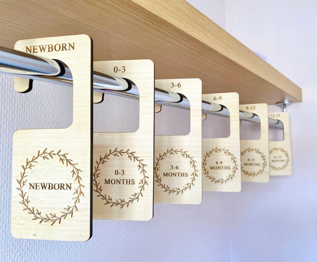 Baby Wardrobe Dividers, Floral Wreath, Scandi Clothes Dividers, Organisation, Baby Shower Gift, New Baby Present, Cute Wooden Nursery Decor