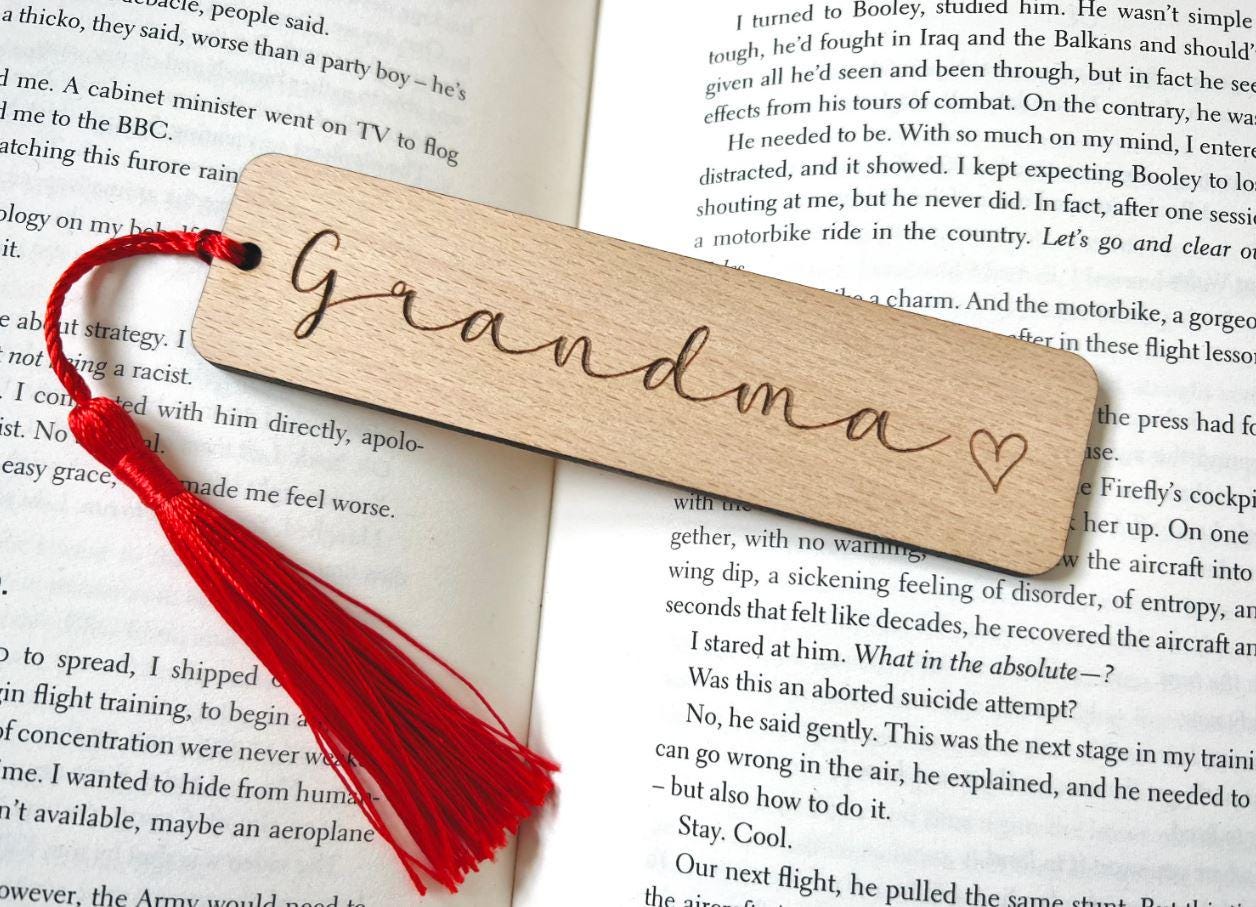 Personalised wooden engraved Bookmark,  Gift / Present for any occasion. her or him. Birthday, Christmas, mothers/fathers day