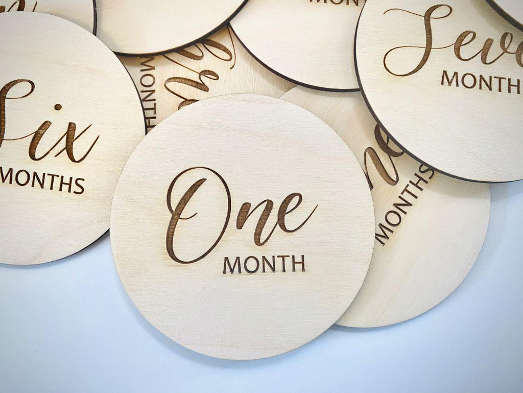 Wooden Monthly Milestone Discs For Baby Photos, Photo Prop, Baby Milestone Cards, Baby Shower Gift, New Baby Name Sign, New Baby present