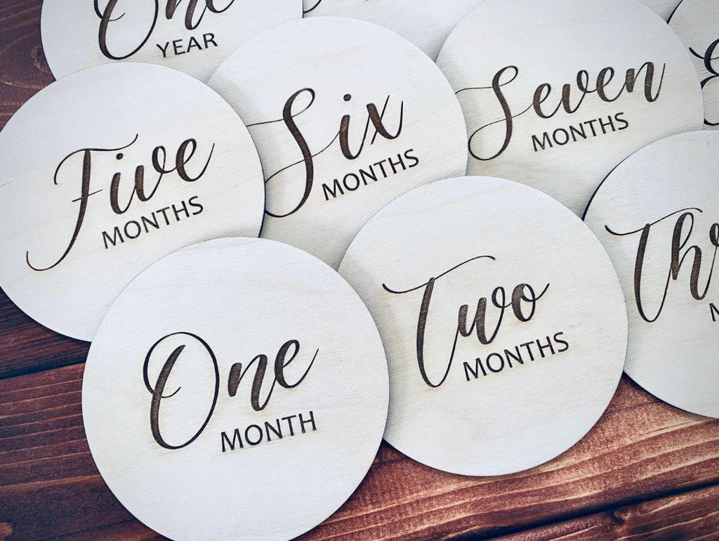 Wooden Monthly Milestone Discs For Baby Photos, Photo Prop, Baby Milestone Cards, Baby Shower Gift, New Baby Name Sign, New Baby present