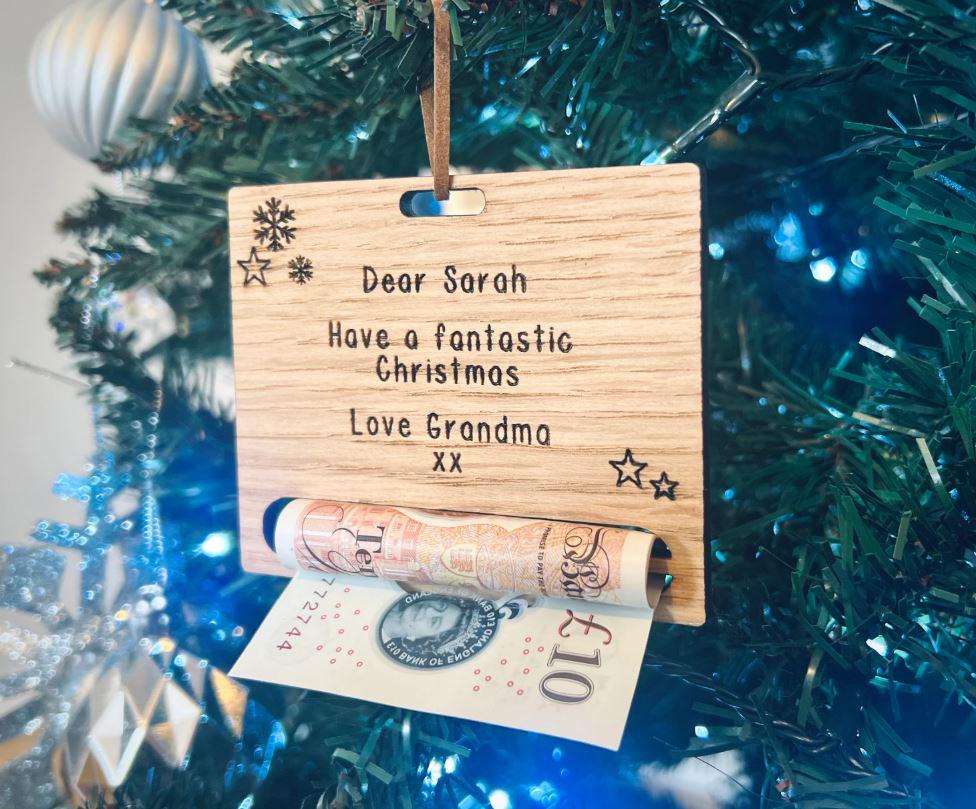 Personalised money holder wooden engraved , Christmas Gift, Money Envelope, Christmas Bauble, sustainable Decoration, Xmas Present