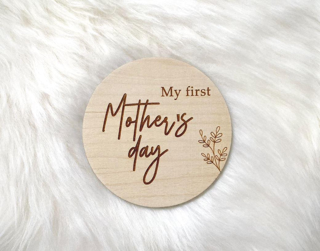 First Mothers Day Wooden Disc, My 1st Mothers Day Plaque, Social Media Photo Prop, For Baby, Mothers Day Gift