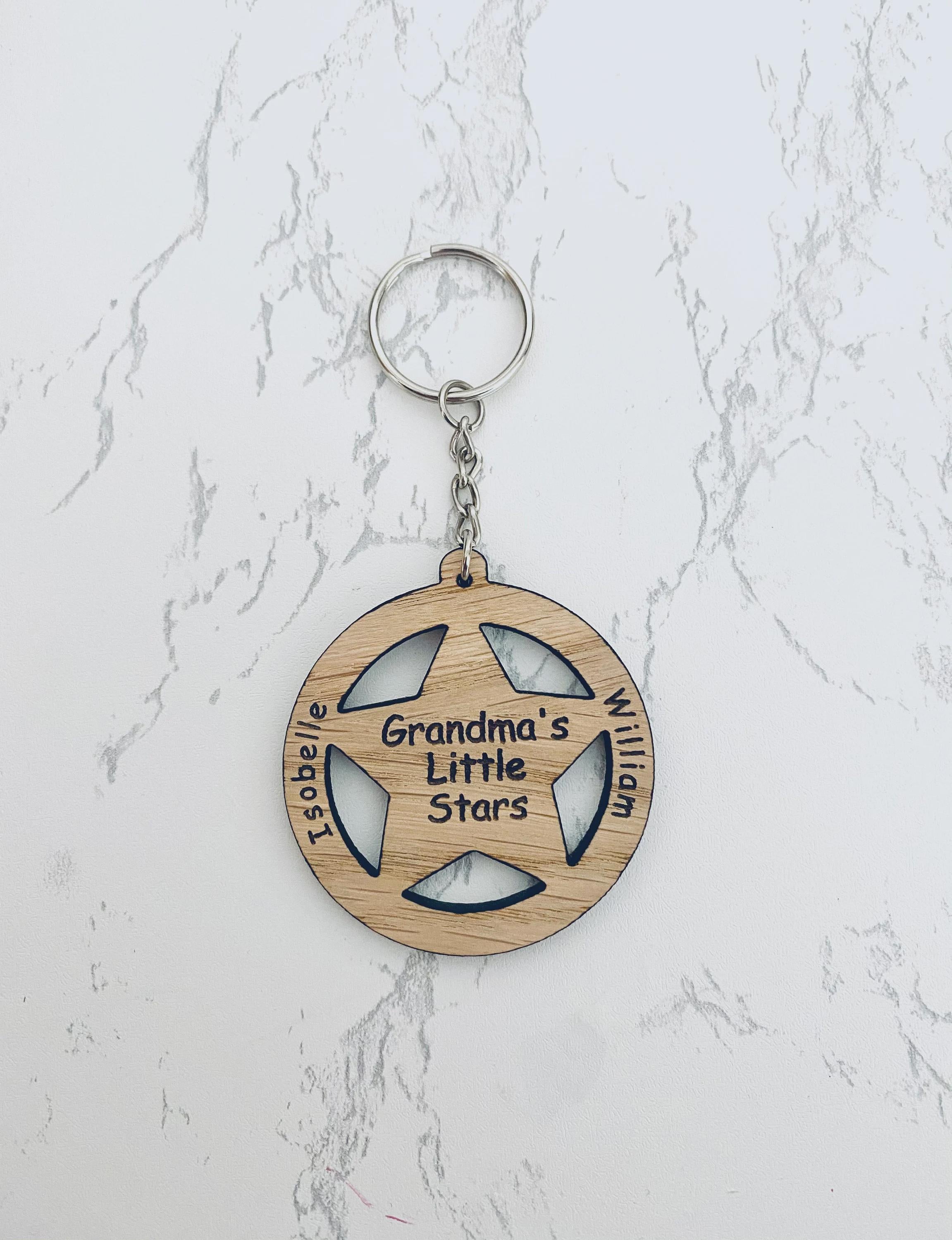 Personalised Wooden Little Stars Keyring For Mum Mummy Grandma Grandpa Mothers Day Keepsake Gift For her Christmas birthday